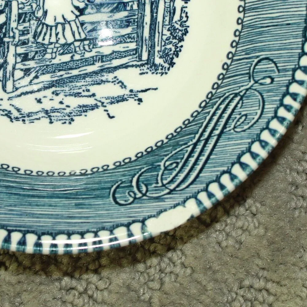 Royal China CURRIER & IVES Small Dessert Berry Bowl 